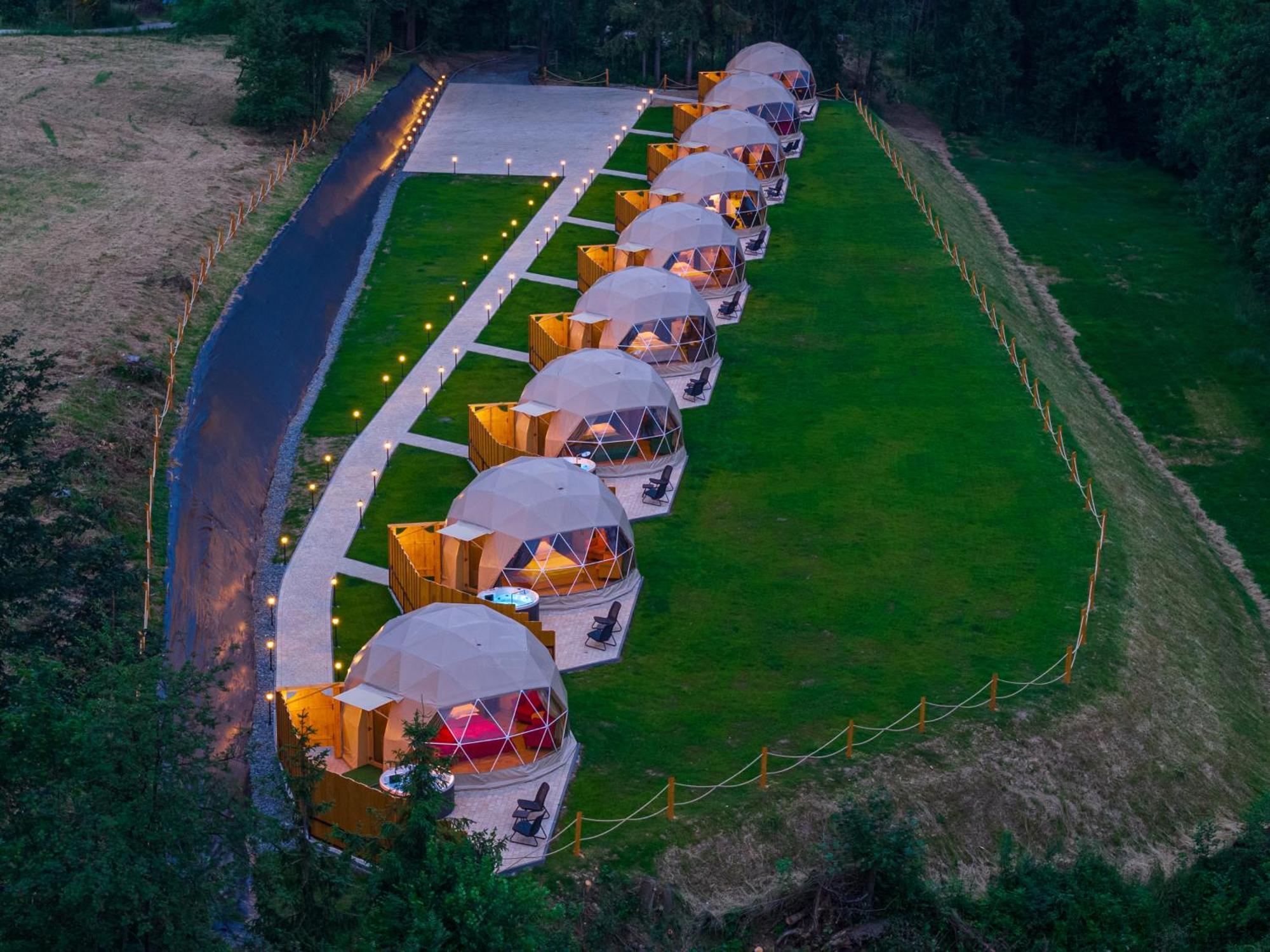 Отель Diamond Glamp & Jacuzzi Закопане Экстерьер фото